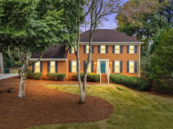 1826 Jacksons Creek Dr, Marietta, GA 30068