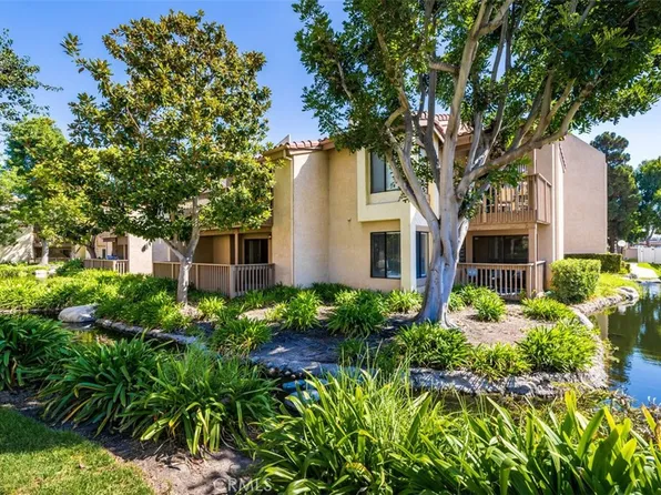4861 Lago Dr APT 102, Huntington Beach, CA 92649