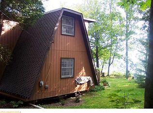 57 Douglas Dr, Newport, ME 04953