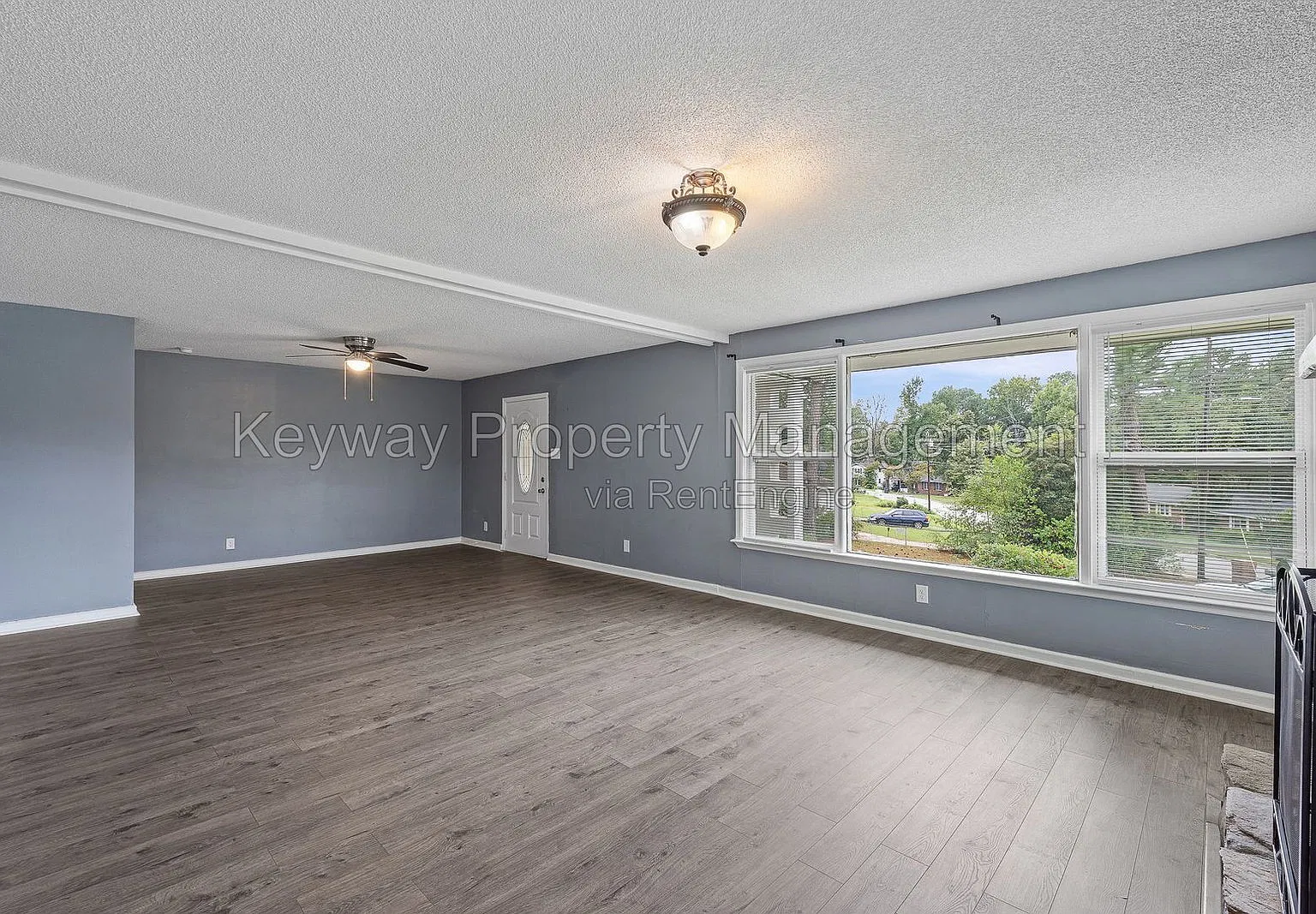 3 bed, 2.0 bath, 1513 sqft, $1,580 — Photo 2