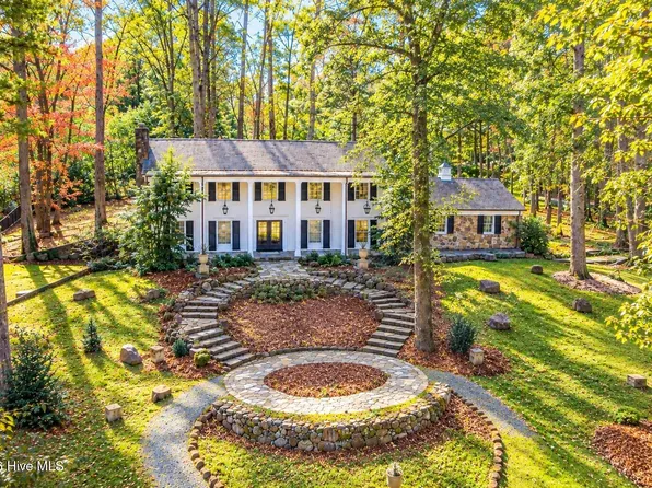 52 Dogwood Acres Drive, Chapel Hill, NC 27516