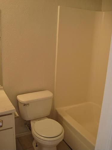 2nd image of 5210 Village Trl