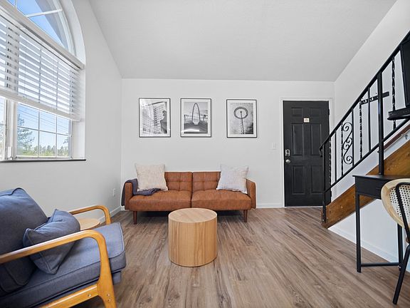 5th image of 20 E Pineridge Ct APT 9