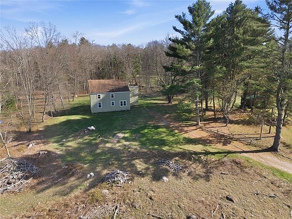3rd image of 28A Shippee Schoolhouse Rd