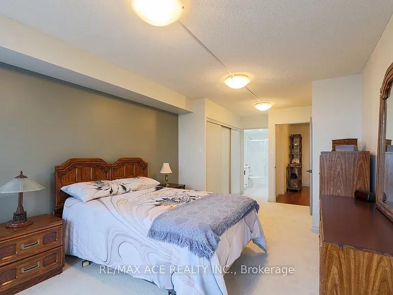 1 Greystone Walk Dr #580 — Photo 10