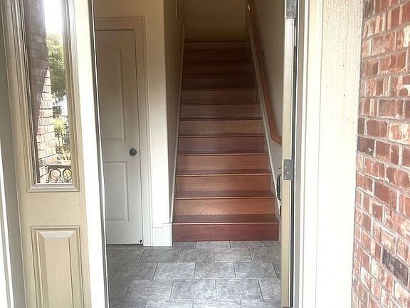 3rd image of 5055 W Sunset Dr