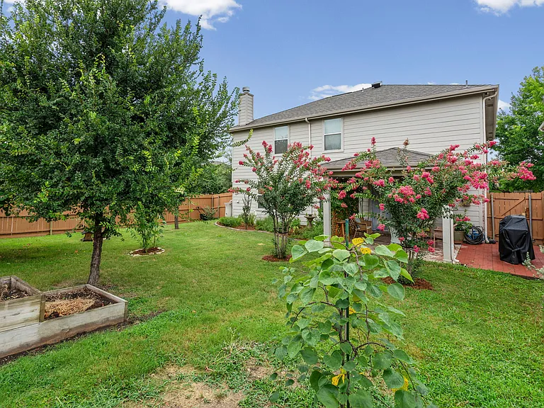 3600 Diamond Ranch Rd — Photo 38