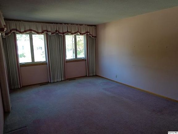 Home for Sale in Quincy, IL $125,000