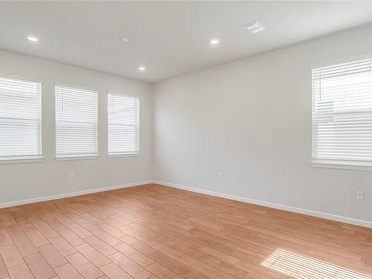 14025 Kauai Dr — Photo 13