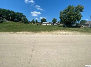 575 Graf Rd, Durango, IA 52039