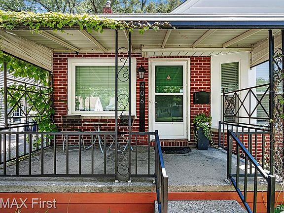 3rd image of 406 N Campbell Rd