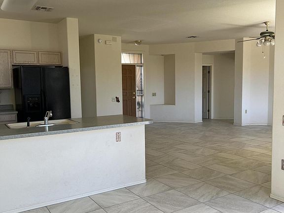 4th image of 841 W Via Santa Adela