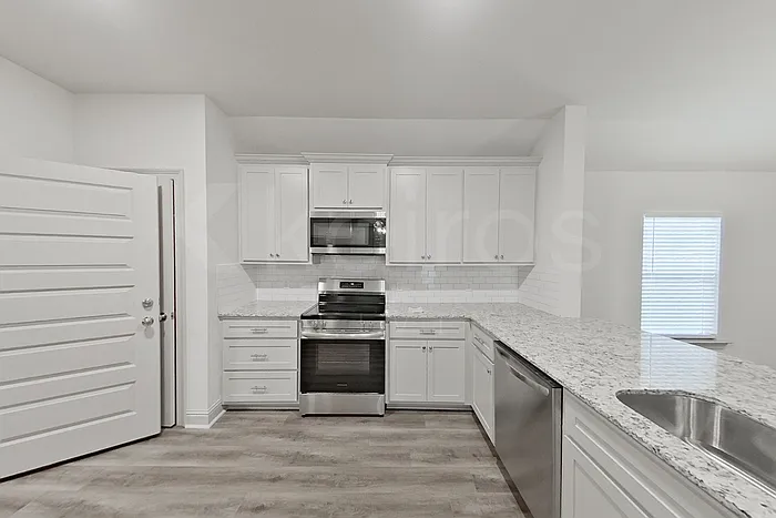 17647 Carlisle Ave — Photo 9