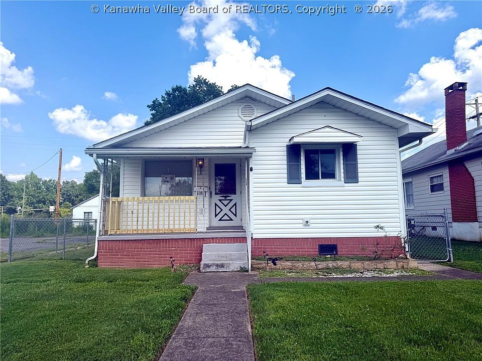 1st image of 118 Alameda St