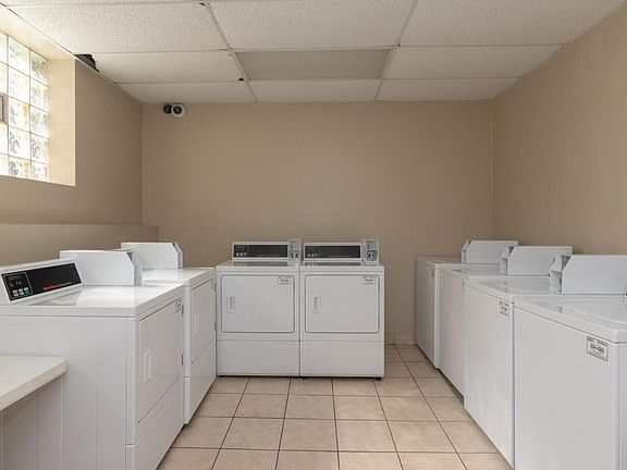 4th image of 1215 W Diversey Pkwy #8c8wcky4t