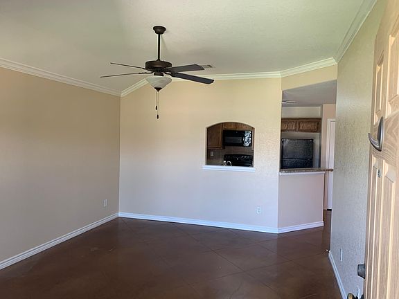 4th image of 523 Karey Dr #B