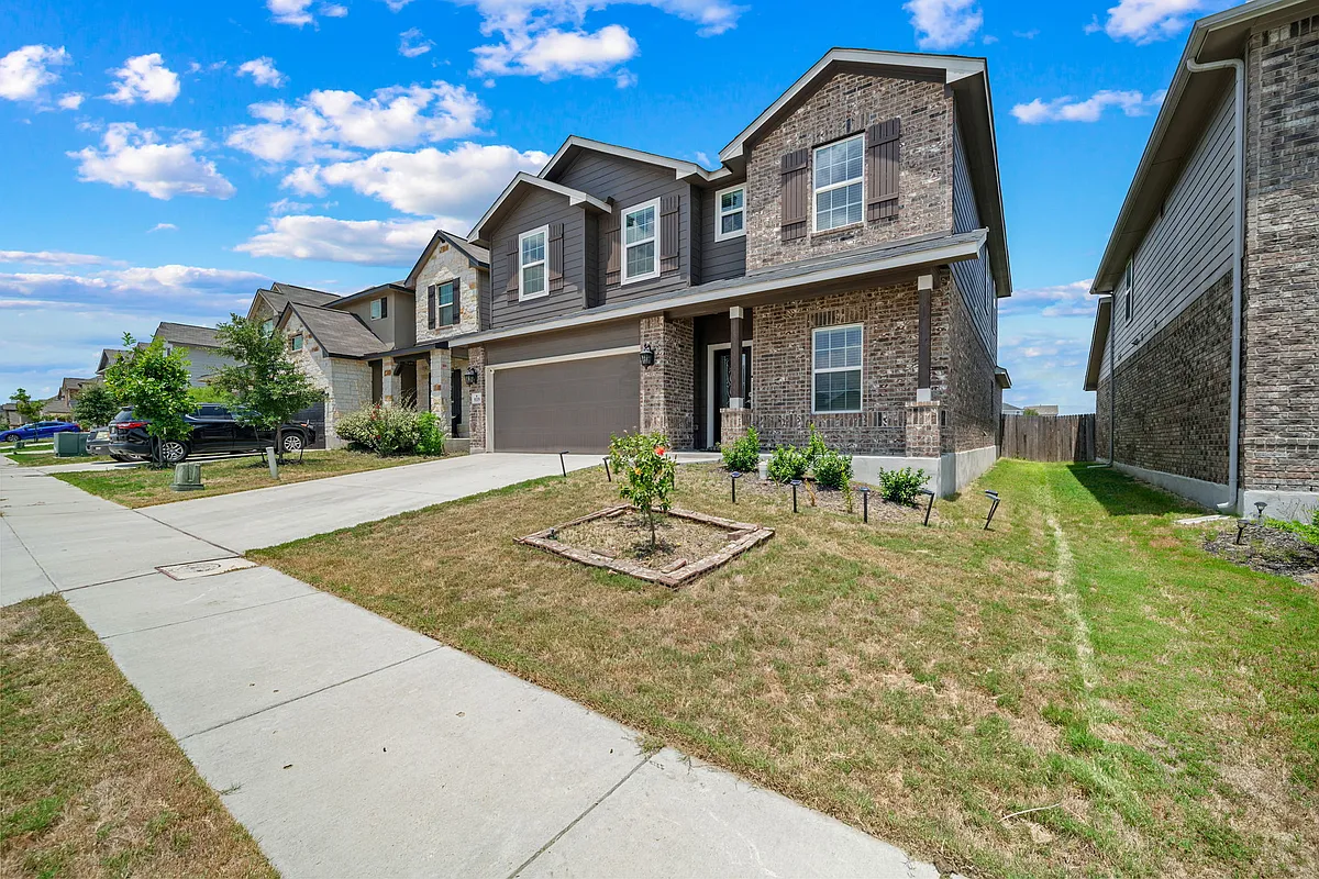 Building Photo - 9119 Portobello Way