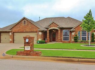 2109 Birch Creek Ave, Yukon, OK 73099