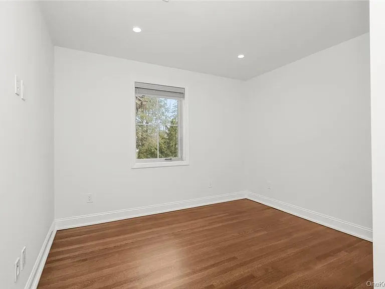 517 Walnut St #B — Photo 23