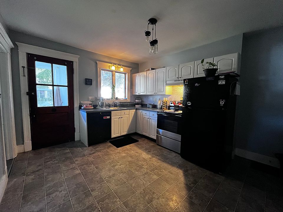 1st image of 28 Federal St #28