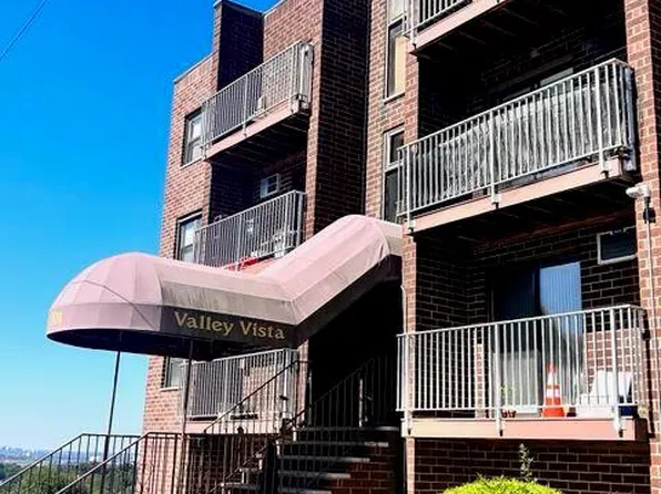 201 12th St APT 24, Palisades Park, NJ 07650