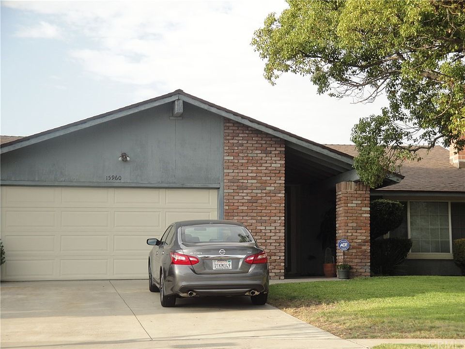 1st image of 15960 Grevillea Dr