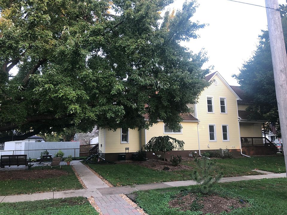 1st image of 764 Orchard St