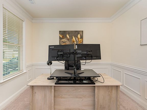5th image of 1214 Chatham Ct