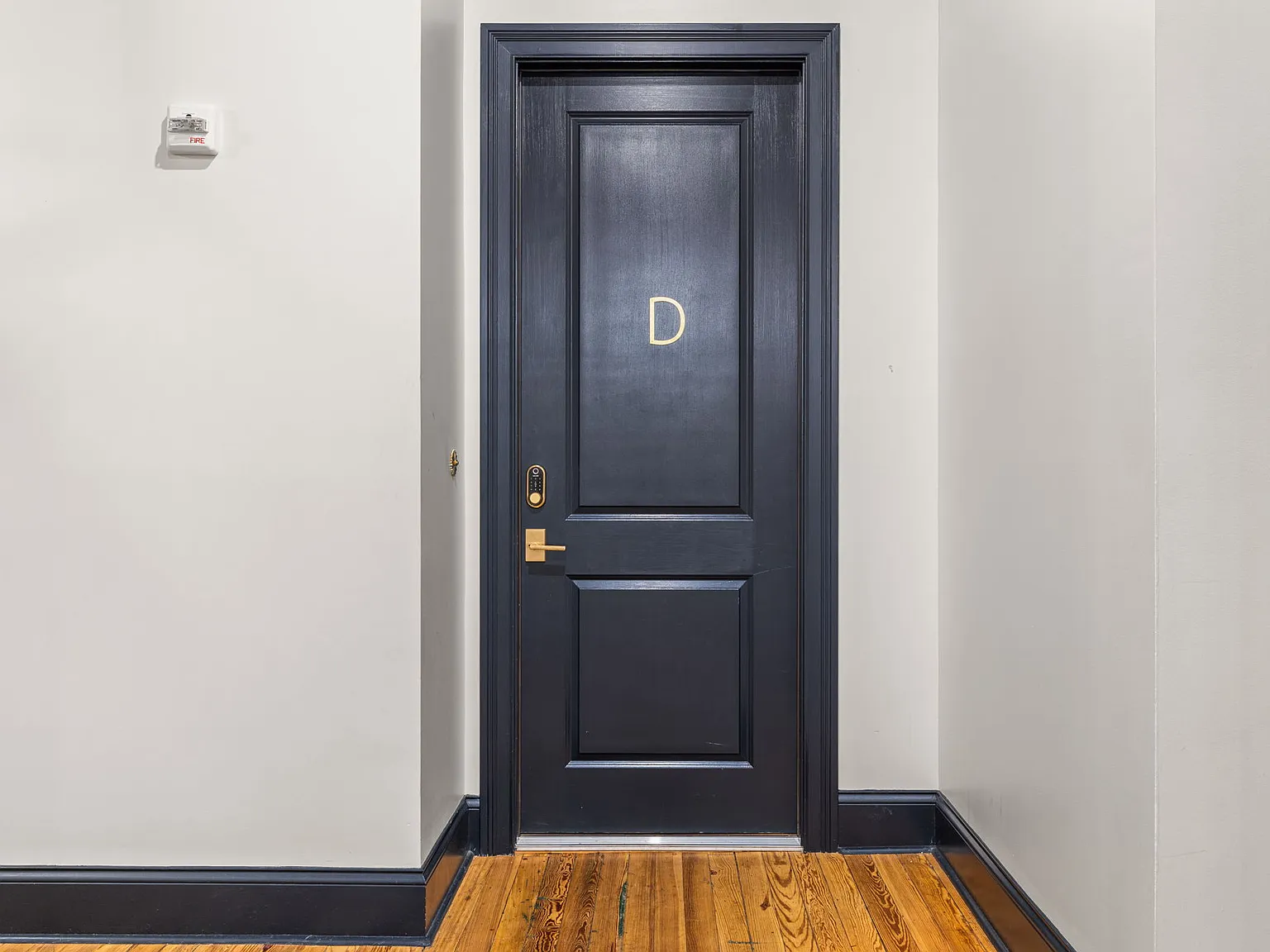 1 bed, 1075 sqft, $1,500 — Photo 2