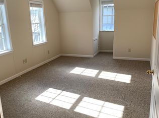 213 Queen Charlotte Rd, Richmond, VA 23221