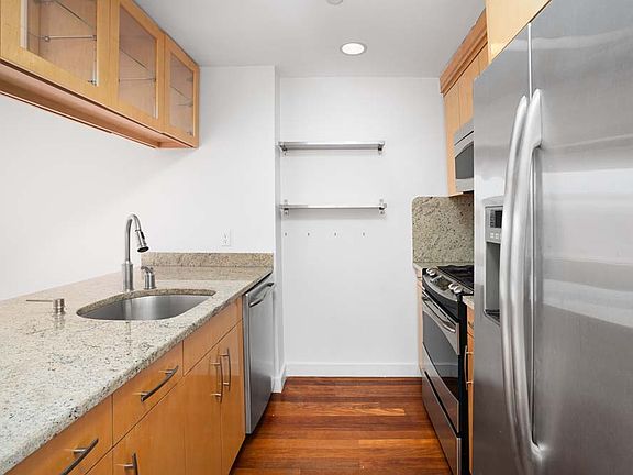 4th image of 161 E 110th St #4K
