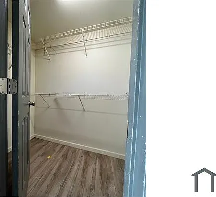 968 Wilson Ave — Photo 12