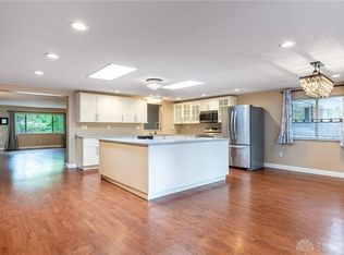 5053 Timberly Dr, Dayton, OH 45440