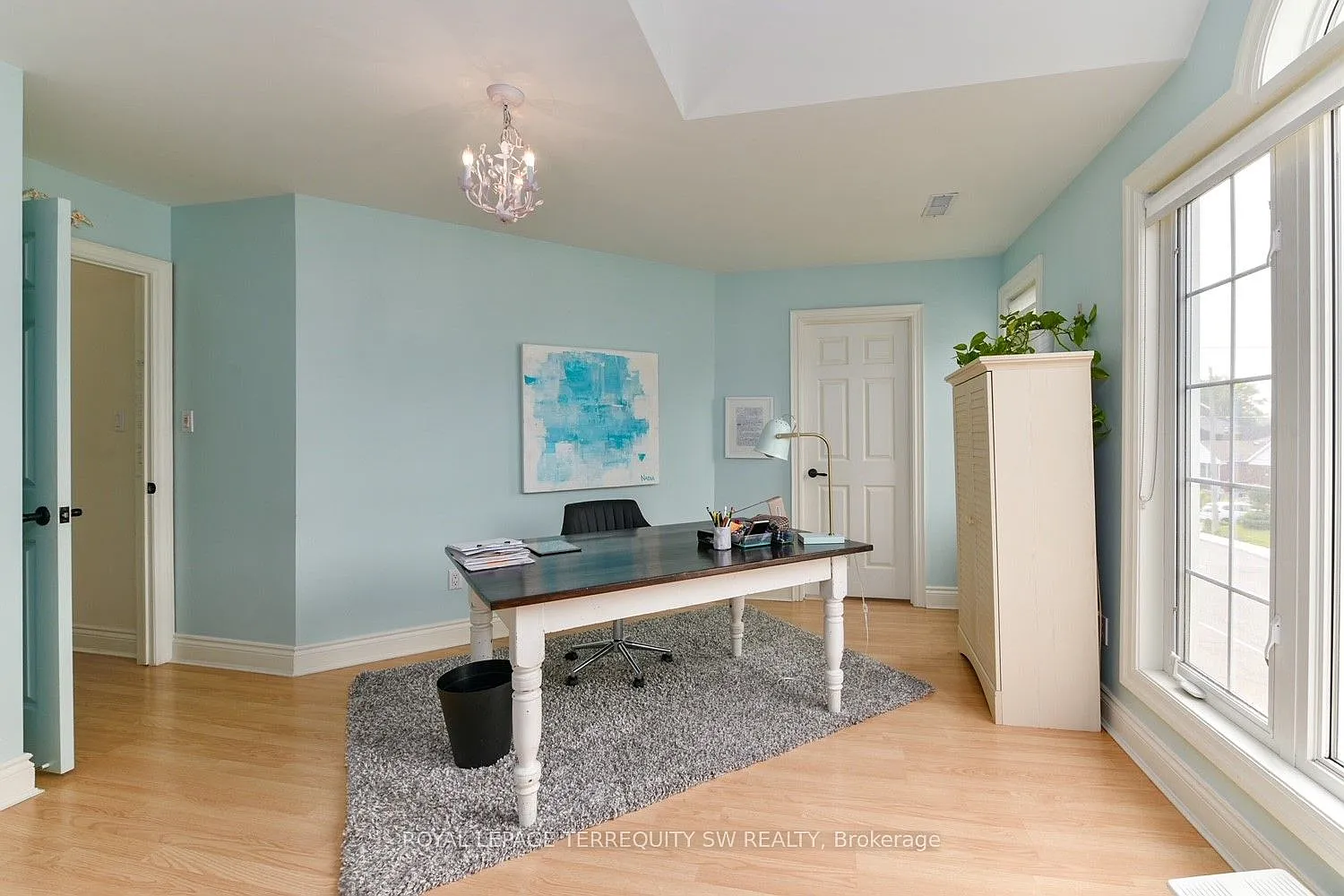 4 bed, $4,600 — Photo 3