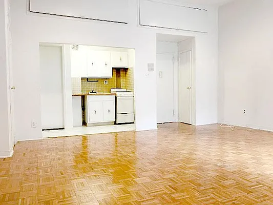 Rented by AJ Clarke | media 23