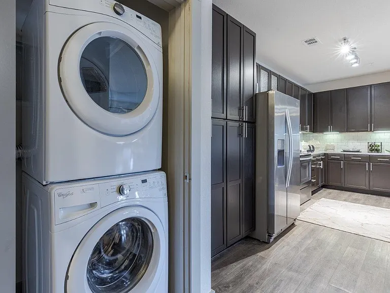 Haywood Reserve Apartment Homes — Photo 10