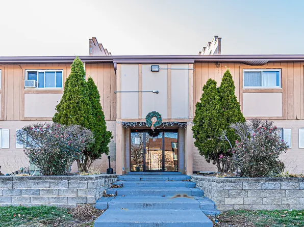 880 E Old Willow Rd APT 269, Prospect Heights, IL 60070