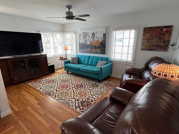 5th image of 1326 E CORONADO Road