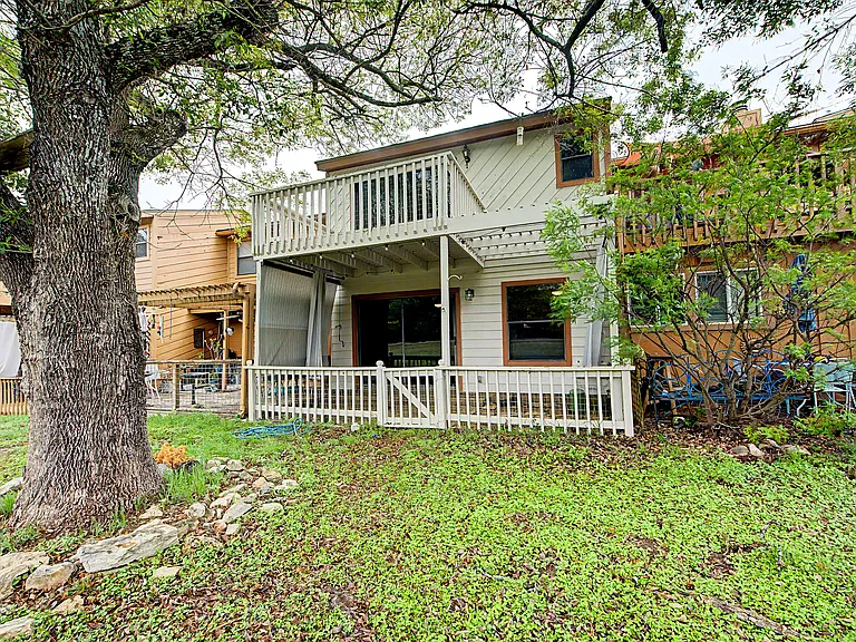 41 Cypress Fairway Vlg — Photo 27