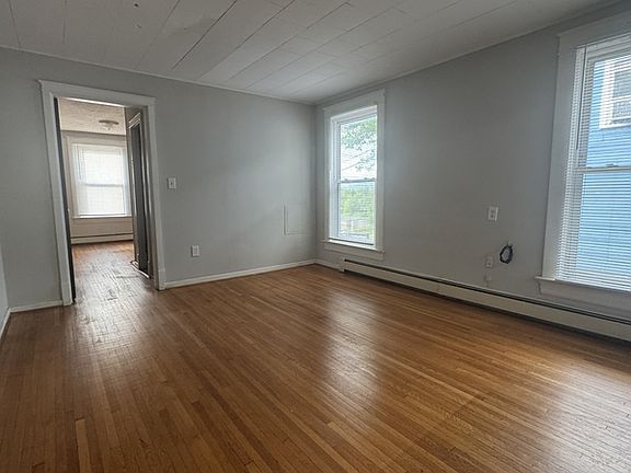 2nd image of 2908 Memorial Ave Ste 2