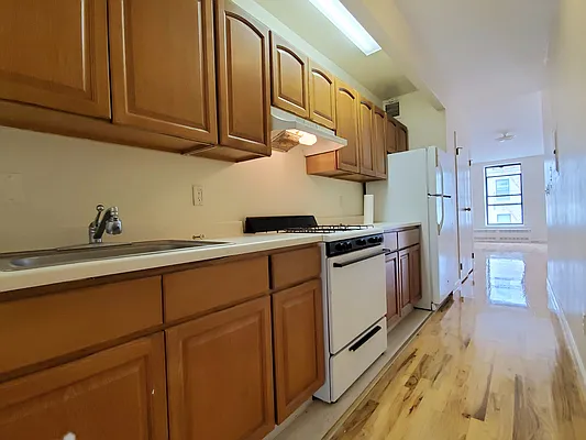 Rented by Compass | media 13