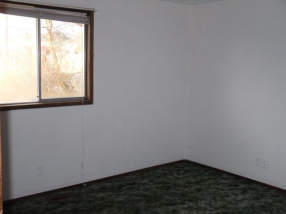 5th image of 10710 E Grace Ave