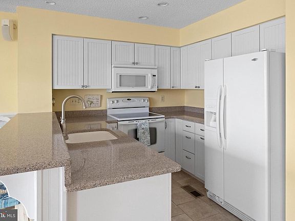 4th image of 12301 Jamaica Ave Unit 128H