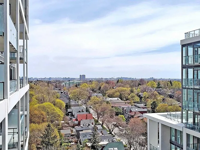 5 Soudan Ave #1628 — Photo 34