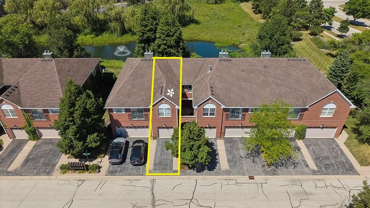 2 bed, $3,250 — Photo 2