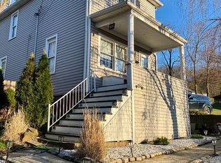 518 Commerce St, Wellsburg, WV 26070