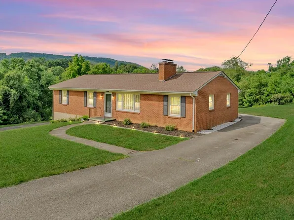 346 Peachtree Valley Dr, Roanoke, VA 24012