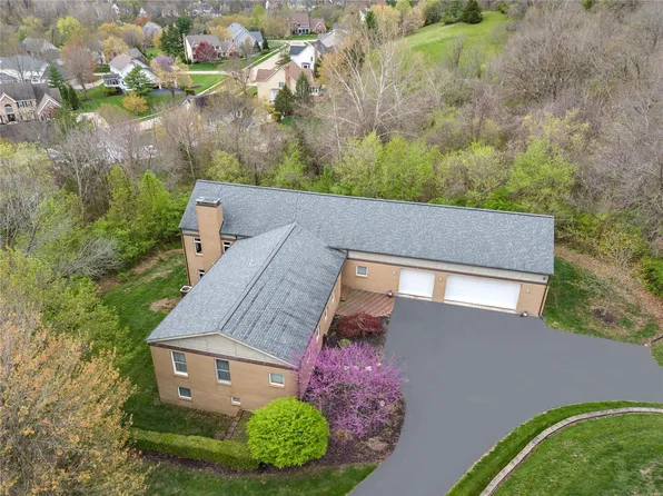 17026 Church Rd, Chesterfield, MO 63005