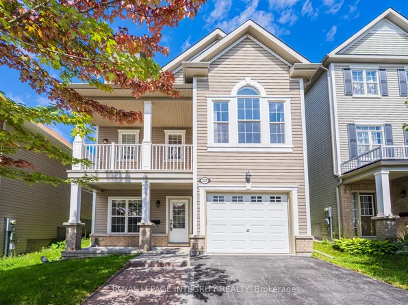 223 Huntsville Dr, Ottawa, ON K2T 0C7
