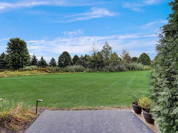 5th image of 1650 New Port Vista Dr